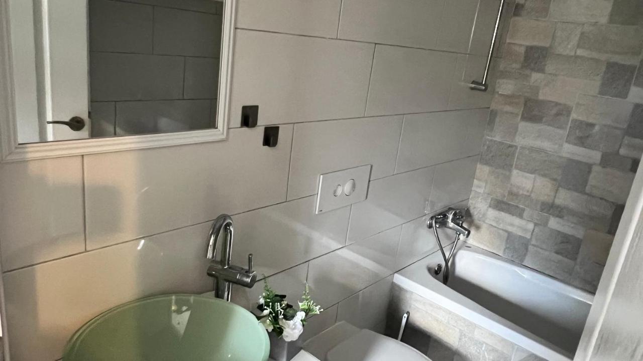 Holiday Home Maria One Minute From -Beach 자다르 외부 사진